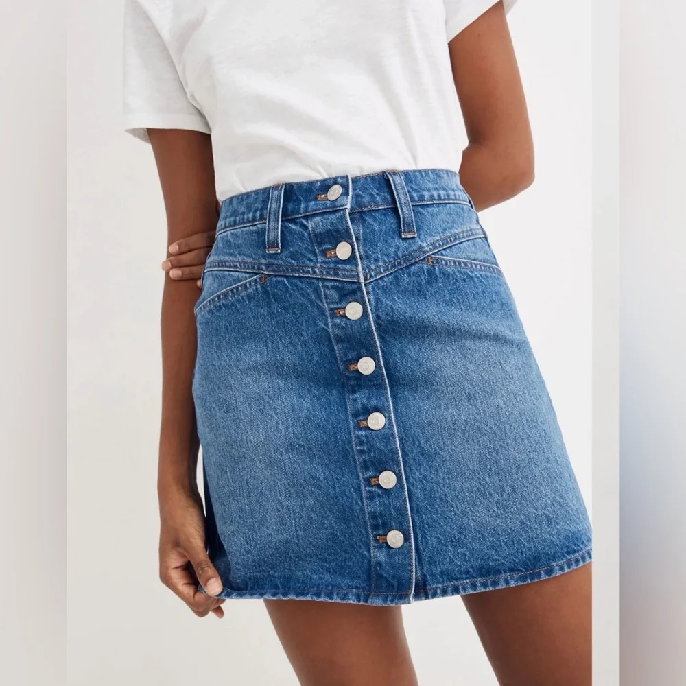 Madewell Denim Button Front‎ A Line Mini Skirt Medium Wash Womens Size 28